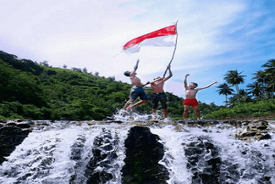 Puisi Indonesia | Puisi Menuju Indonesia Satu