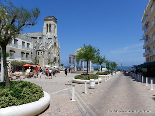 Square Saint-Eugénie