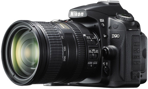 NIKON D90