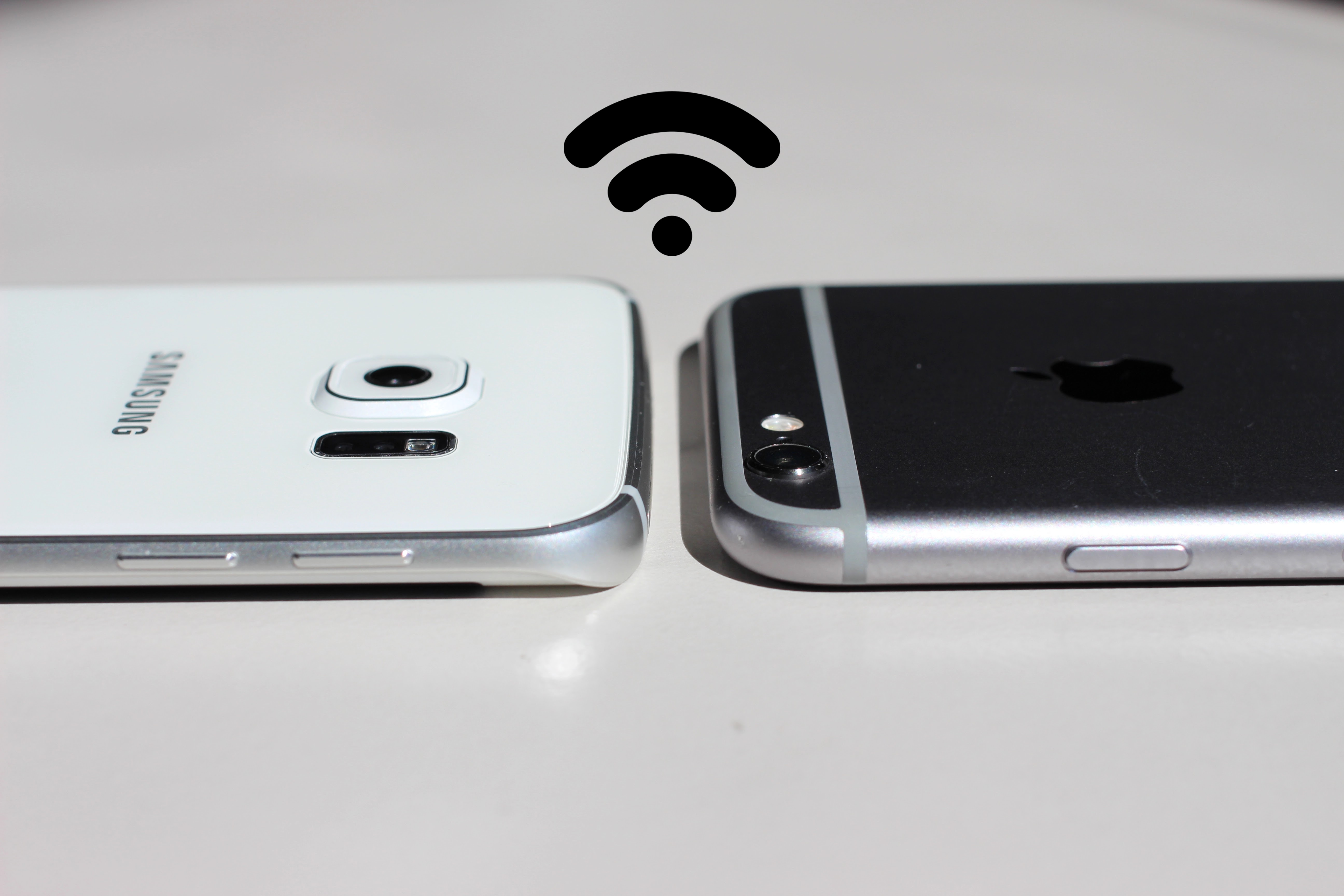Samsung_vs_Apple_iPhone