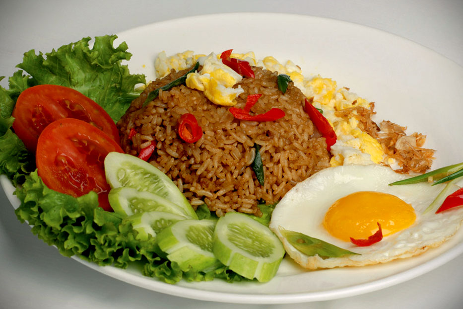 RESEP NUSANTARA DAN MANCA NEGARA by Chef Hendri Muchlis: Nasi Goreng