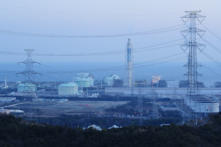 妻鹿港の火力発電所