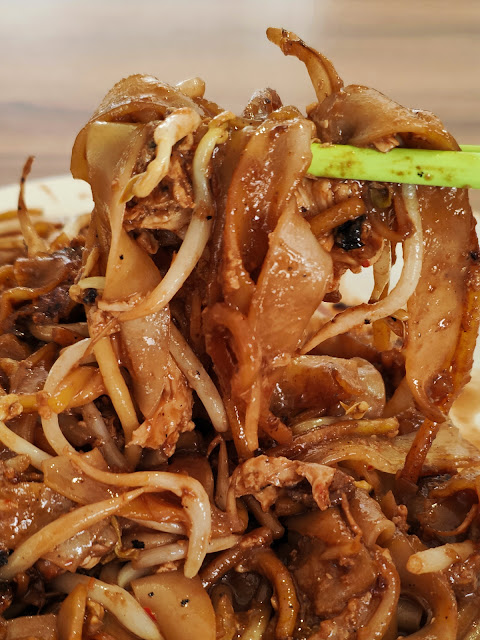 Day_Night_Fong_Sheng_Fried_Kway_Teow_Bukit_Merah_Central_日夜炒粿条_风盛熟食(炒粿条)