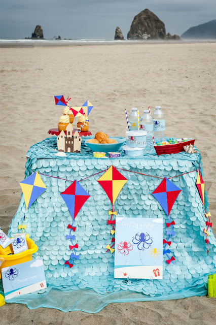 Kite Flying party on Cannon Beach. Styled by www.fizzyparty.com 