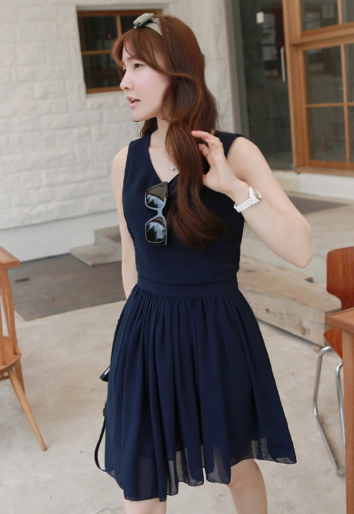 Back Cutout Chiffon Dress