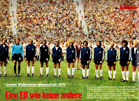 SELECCIÓN DE LA REPÚBLICA FEDERAL DE ALEMANIA - Temporada 1973-74 - Beckenbauer, Maier, Schwarzenbeck, Bonhof, Hölzenbein, Grabowski, Ger Müller, Overath, Vogts, Breitner y Hoenes. SELECCIÓN DE REPÚBLICA FEDERAL DE ALEMANIA 2 🆚 SELECCIÓN DE PAÍSES BAJOS 1 Domingo 07/07/1974, 16:00 horas. X Copa Mundial de la FIFA Alemania Federal 1974, final. Múnich, Alemania Federal, estadio Olímpico de Múnich: 75.200 espectadores. GOLES: ⚽0-1: Johan Neeskens. ⚽1-1: 25’, Paul Breitner. ⚽2-1: 43’, Gerd Müller.
