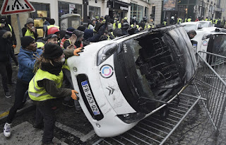 «J’ai foncé dans les CRS parce que je suis con...» Les premiers «gilets jaunes» sont passés au tribunal