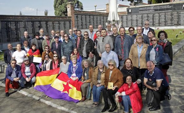 Los franquistas asesinaron y Arrojaron a decenas de republicanos a Fosas Comunes en Castrillón (Asturias)