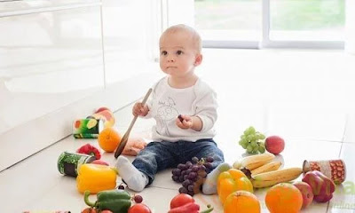làm soup trái cây giàu dinh dưỡng cho bé