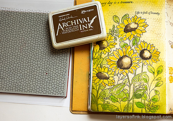 Layers of ink - Sunflowers and Birds Tutorial by Anna-Karin Evaldsson. Stamp with Stained Glass.