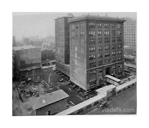 In 1930, the Indiana Bell building - an 8-story steel and brick building built in 1907 - was moved 16 meters to the south, rotated 90 degrees, and then moved 30 meters to the west. The whole task took 4 weeks to complete.