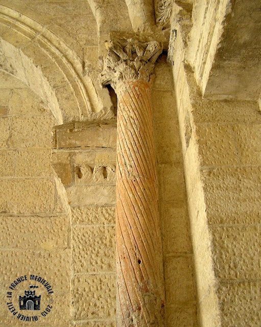 SAINT-PAUL-TROIS-CHATEAUX (26) - Cathédrale Notre-Dame (XIIe siècle)