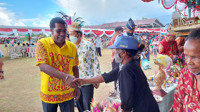 Herry Ario Naap Ajak Kaum Perempuan di Biak Numfor Isi Perjuangan Kartini dengan Karya Terbaik .lelemuku.com.jpg