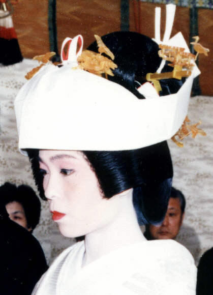 Isakova Anastasia Japanese  wedding  traditions