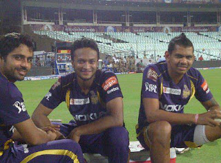 KKR IPL 5 Winners, Gautam Gambhir,Kallis,Bisla,Sunil Naraine,SRK,Celebrations,Shakib-al-hasan-Manoj-tiwary.