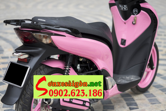 Mẫu sơn xe Honda Sh150i màu hồng cực đẹp