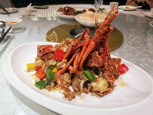 Wok-Fried Local Lobster with Black Truffle Sauce