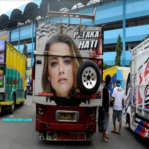 Gambar foto gambar full variasi truk canter terbaru 