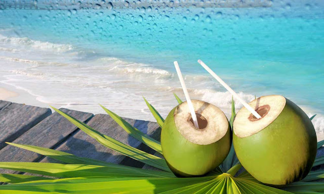 Benefits-of-coconut- water-in-summer