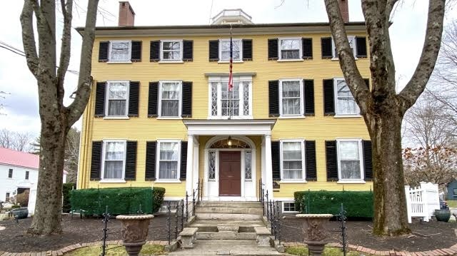 Captain Lord Mansion
