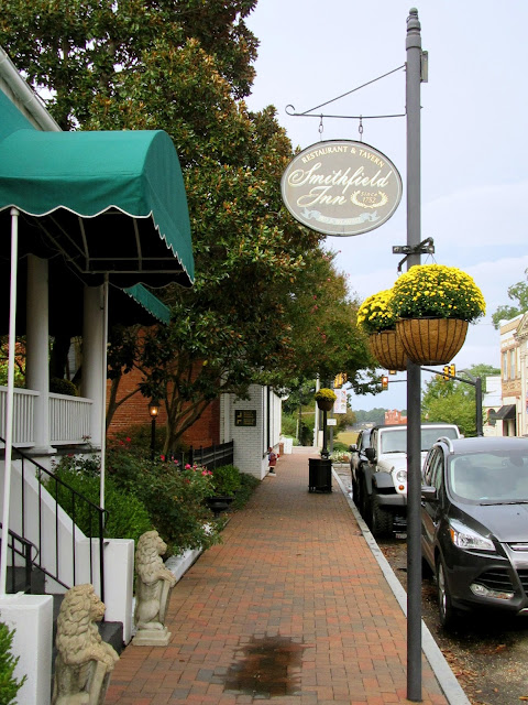 Smithfield Inn in Smithfield, Virginia