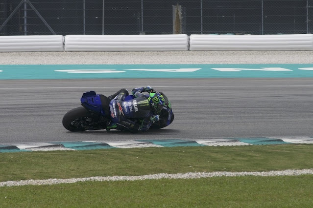 Yamaha and Honda Dominate Sepang Shakedown, Rins Claims Late Victory
