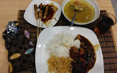 menu makanan di Batiqa Hotel Karawang