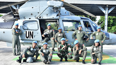 Sebelum Berangkat, Danwing Udara 2 Bekali Kru Heli Panther Satgas MTF TNI Konga XXVIII-O UNIFIL 