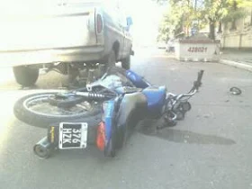 choque moto pueyrredón reconquista camioneta chacabuco abril 2012
