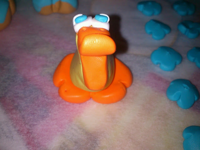 lolacorles. Llavero en forma de pato hecho artesanalmente con Fimo.