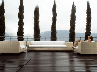 Elegant and Relax Outdoor Wicker Furniture Design 