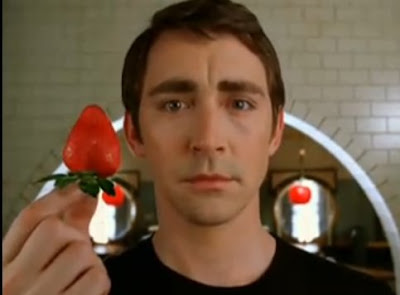 Lee Pace Ned Pushing Daisies strawberry screencaps images photos pictures screengrabs stills