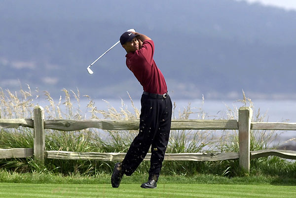 tiger woods swing finish. He finished 12-under par,