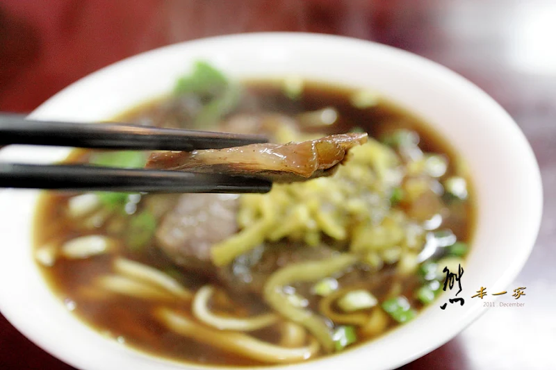 日月潭伊達邵碼頭美食｜阿一小館