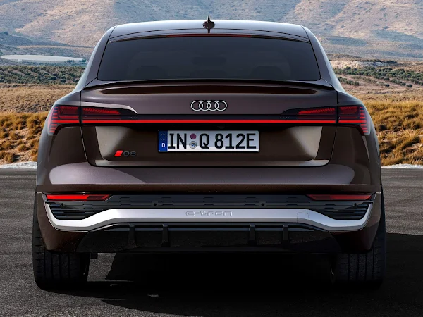 Novo Audi Q8 Sporback e-tron 2024