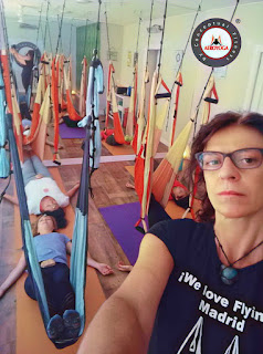 aeroyoga, yoga aereo, aerial yoga, air yoga, yoga, pilates, fitness, aero, fly, flying, teacher training, columpio, trapeze, swing, formacion, certificacion