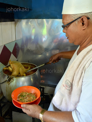 Mee-Soto-Ayam-Johor-Bahru