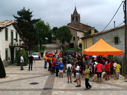 La Plaça Major, l'església de Santa Maria i la rectoria de Vilanova de Sau