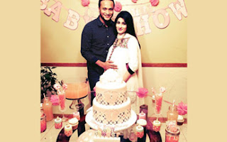 Cricketer Shakib, wife Umme Ahmed expecting first child