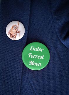 Forrest Endor Moon badge / pin