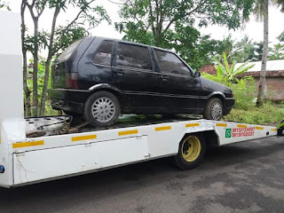 Jual Fiat uno 2 siap d jagal. 