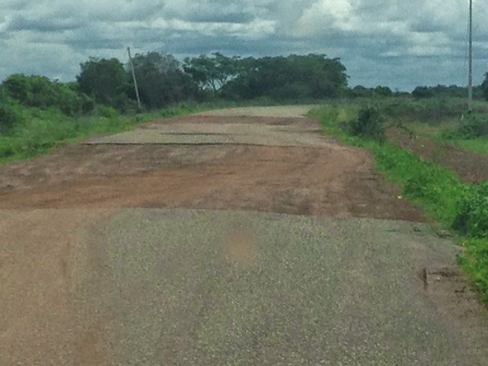 FOTOS: Miriam Montilla denunció en asamblea nacional estado de algunas carretera en Apure.