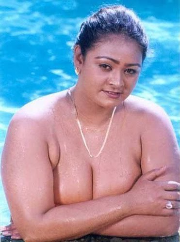 Mallu Sex Queen Shakeela's small size boobs