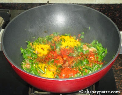 masala added for palak pulao recipe