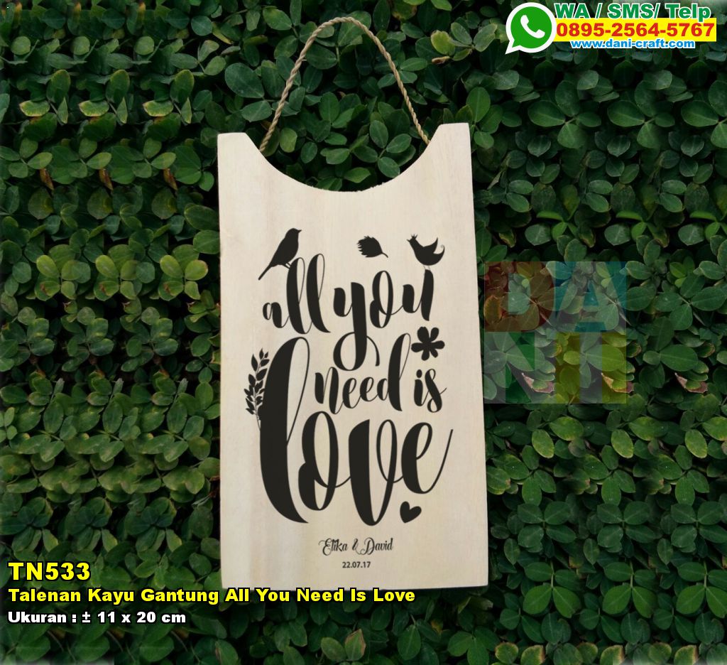  Talenan  Kayu  Gantung All You Need Is Love Souvenir 