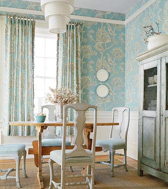Interiors: Classic Room Wallpapers Design