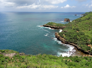 Review Unik dan Indahnya Pantai Nglambor Gunung Kidul Yogyakarta