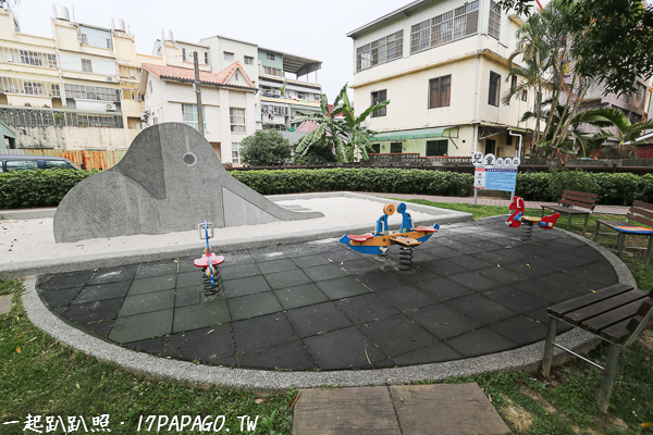 台中北屯|仁和廣福公園|大象磨石子溜滑梯|沙坑|綠草坪|特色公園|親子景點|12感官遊具