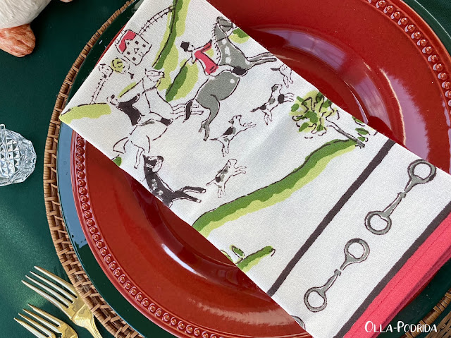 Hunting%20for%20Fall%20Tablescape%208.PNG