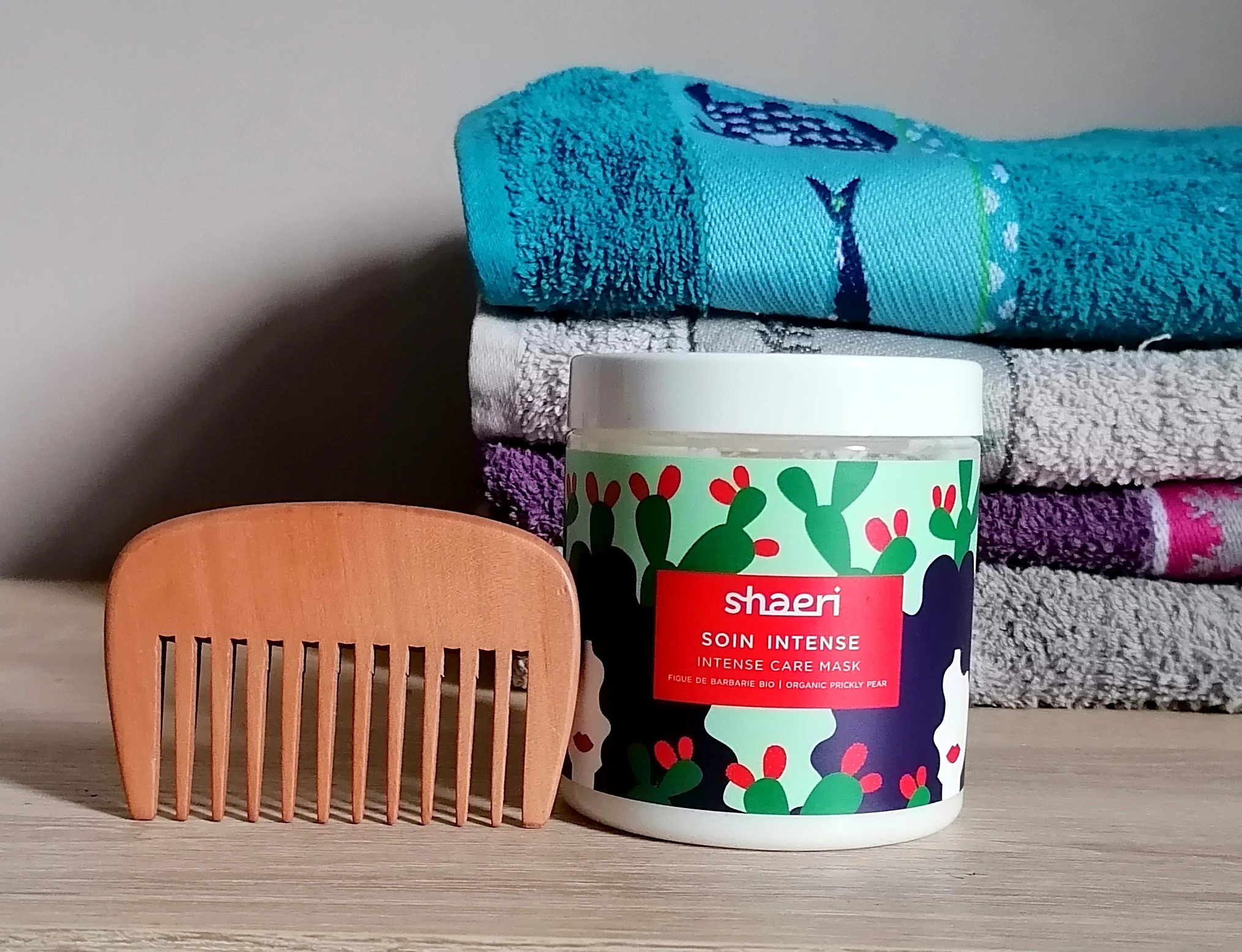 De jolies boucles avec SHAERI : Mon test du Masque intense à l'huile de pépins de figue de Barbarie! 💆🏽‍♀️